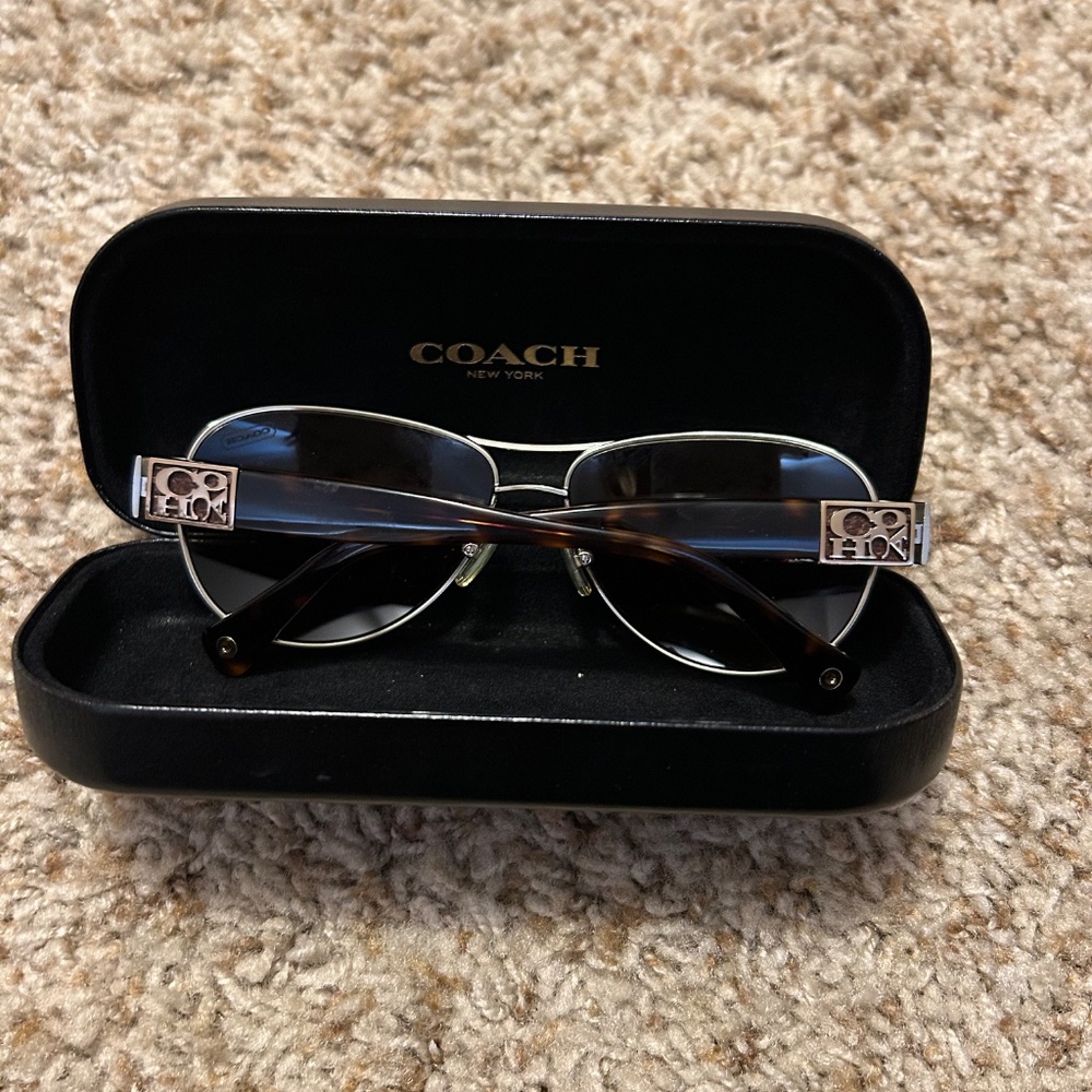 Coach Charity Sunglasses - Picture 3 of 3